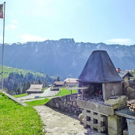 Nyaraló Traeumli By Interhome *